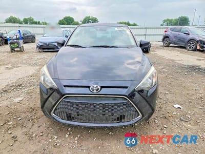 Piąte zdjęcie samochodu w środku: 2019 TOYOTA YARIS L VIN:3MYDLBYV1KY516107 - miniatura