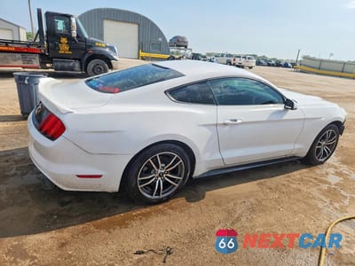 Trzecie zdjęcie samochodu z tyłu: 2016 FORD MUSTANG VIN:1FA6P8TH7G5303303 - miniatura