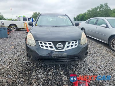 Piąte zdjęcie samochodu w środku: 2011 NISSAN ROGUE S VIN:JN8AS5MV1BW661106 - miniatura