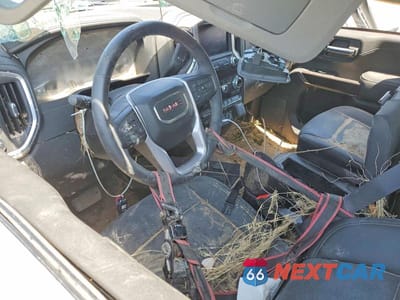 Zdjęcie 8 z 12 samochodu: 2022 GMC SIERRA VIN:1GT49NE70NF222357 - miniatura