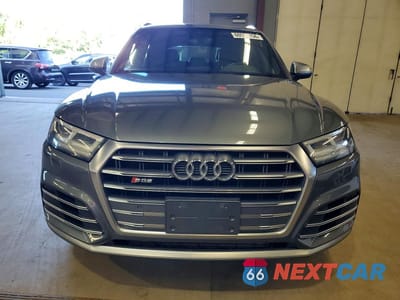 Piąte zdjęcie samochodu w środku: 2018 AUDI SQ5 PREMIUM PLUS VIN:WA1A4AFY6J2048288 - miniatura