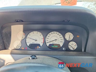 Zdjęcie 9 z 13 samochodu: 2002 JEEP GRAND CHEROKEE LIMITED VIN:1J8GW58NX2C225336 - miniatura
