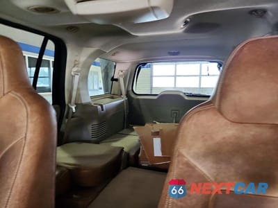 Zdjęcie 10 z 13 samochodu: 2006 FORD EXPEDITION EDDIE BAUER VIN:1FMFU18556LA59178 - miniatura