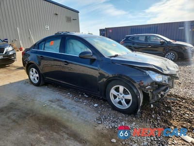 Czwarte zdjęcie samochodu z boku: 2016 CHEVROLET CRUZE LIMITED LT VIN:1G1PE5SB7G7227482 - miniatura