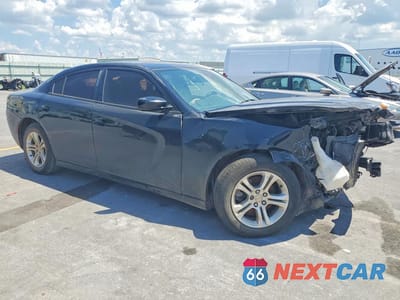 Czwarte zdjęcie samochodu z boku: 2020 DODGE CHARGER SXT VIN:2C3CDXBG3LH163198 - miniatura