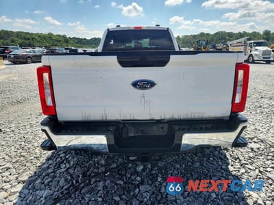 Zdjęcie 6 z 12 samochodu: 2024 FORD F350 SUPER DUTY VIN:1FT8W3DTXRED20207 - miniatura