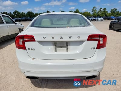 Zdjęcie 6 z 12 samochodu: 2014 VOLVO S60 T5 VIN:YV1612FS2E2276035 - miniatura