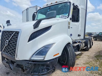 Zdjęcie 12 z 12 samochodu: 2022 VOLVO VN VNL VIN:4V4NC9EH8NN289532 - miniatura