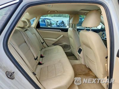 Zdjęcie 19 z 24 samochodu: 2014 VOLKSWAGEN PASSAT SE VIN:1VWBN7A32EC102527 - miniatura