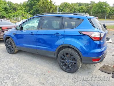 Drugie zdjęcie samochodu z przodu: 2018 FORD ESCAPE SE VIN:1FMCU9GD4JUD17199 - miniatura
