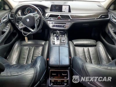 Zdjęcie 8 z 12 samochodu: 2016 BMW 750 XI VIN:WBA7F2C5XGG415101 - miniatura