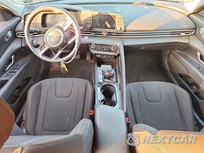 Zdjęcie 8 z 12 samochodu: 2025 HYUNDAI ELANTRA HYBRID BLUE VIN:KMHLM4DJ4SU173183 - miniatura