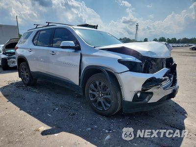 Czwarte zdjęcie samochodu z boku: 2020 CHEVROLET TRAVERSE RS VIN:1GNEVJKW3LJ308574 - miniatura