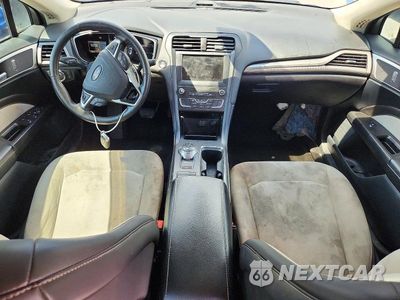 Zdjęcie 8 z 12 samochodu: 2019 FORD FUSION SE VIN:3FA6P0HD1KR285622 - miniatura