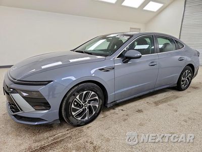 2026 HYUNDAI SONATA HYBRID BLUE KMHL24JJ2TA145444 - główne zdjęcie licytacji z USA - miniatura