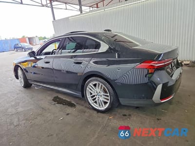 Drugie zdjęcie samochodu z przodu: 2025 BMW 530 I VIN:WBA43FJ01SCU53049 - miniatura