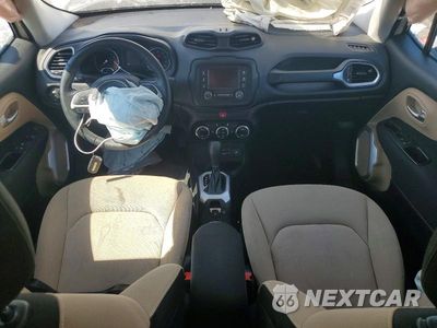 Zdjęcie 8 z 13 samochodu: 2015 JEEP RENEGADE LATITUDE VIN:ZACCJABT0FPB85824 - miniatura
