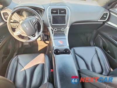 Zdjęcie 8 z 13 samochodu: 2017 LINCOLN MKX PREMIERE VIN:2LMPJ8JR8HBL37033 - miniatura