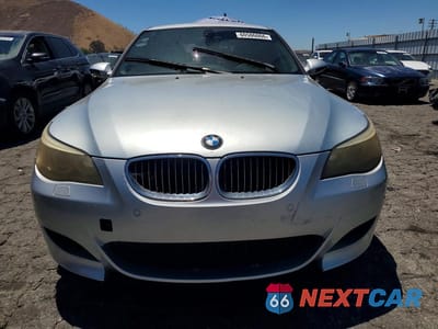 Piąte zdjęcie samochodu w środku: 2006 BMW M5 VIN:WBSNB93556B583179 - miniatura