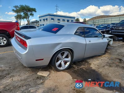 Trzecie zdjęcie samochodu z tyłu: 2010 DODGE CHALLENGER SRT-8 VIN:2B3CJ7DW1AH161277 - miniatura
