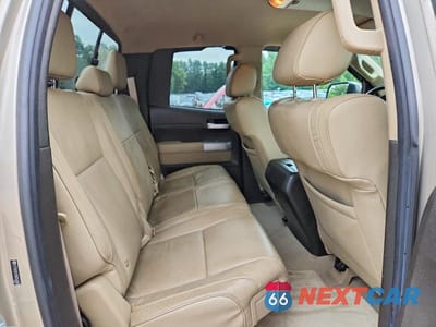 Zdjęcie 10 z 12 samochodu: 2008 TOYOTA TUNDRA DOUBLE CAB LIMITED VIN:5TFBV58128X054889 - miniatura