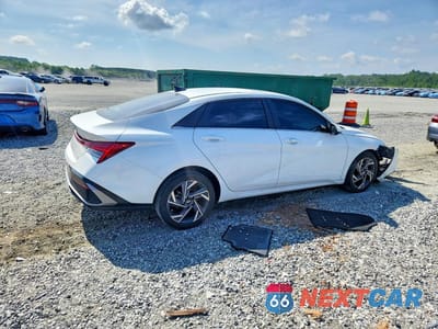 Trzecie zdjęcie samochodu z tyłu: 2024 HYUNDAI ELANTRA SEL VIN:KMHLS4DG3RU786240 - miniatura