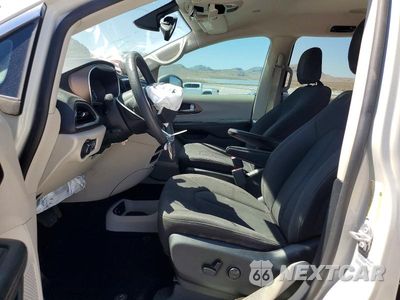 Zdjęcie 7 z 13 samochodu: 2017 CHRYSLER PACIFICA LX VIN:2C4RC1CG3HR571092 - miniatura