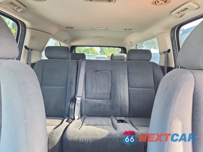 Zdjęcie 10 z 13 samochodu: 2007 CHEVROLET SUBURBAN C1500 VIN:3GNFC16067G196649 - miniatura
