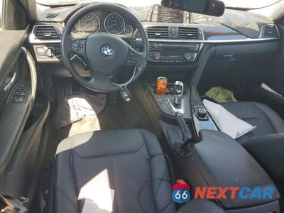 Zdjęcie 8 z 12 samochodu: 2018 BMW 320 I VIN:WBA8A9C57JAH12335 - miniatura
