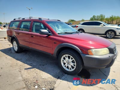 Czwarte zdjęcie samochodu z boku: 2005 VOLVO XC70 VIN:YV1SZ592951200998 - miniatura