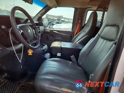 Zdjęcie 7 z 13 samochodu: 2013 CHEVROLET EXPRESS G2500 VIN:1GCWGFCA8D1191504 - miniatura