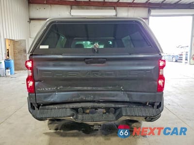 Zdjęcie 6 z 12 samochodu: 2019 CHEVROLET SILVERADO K1500 VIN:3GCNYAEF2KG175821 - miniatura