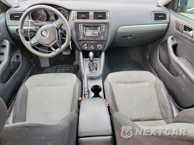 Zdjęcie 8 z 12 samochodu: 2017 VOLKSWAGEN JETTA S VIN:3VW2B7AJ4HM396507 - miniatura