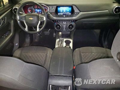 Zdjęcie 8 z 13 samochodu: 2020 CHEVROLET BLAZER 2LT VIN:3GNKBHRS6LS676544 - miniatura