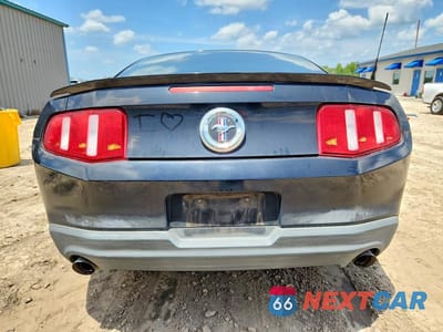 Zdjęcie 6 z 13 samochodu: 2011 FORD MUSTANG VIN:1ZVBP8AM6B5162805 - miniatura