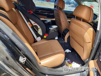 Zdjęcie 10 z 12 samochodu: 2013 BMW 750 XI VIN:WBAYB6C57DC998107 - miniatura