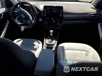 Zdjęcie 8 z 13 samochodu: 2022 HYUNDAI IONIQ SE VIN:KMHC75LC2NU275957 - miniatura