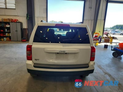 Zdjęcie 6 z 13 samochodu: 2016 JEEP PATRIOT SPORT VIN:1C4NJPBA2GD743506 - miniatura