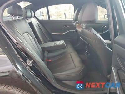 Zdjęcie 10 z 13 samochodu: 2025 BMW 330I VIN:3MW69CW06S8F07466 - miniatura