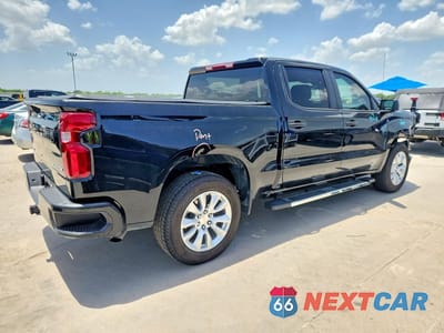 Trzecie zdjęcie samochodu z tyłu: 2025 CHEVROLET SILVERADO C1500 CUSTOM VIN:1GCPABEK7SZ325812 - miniatura