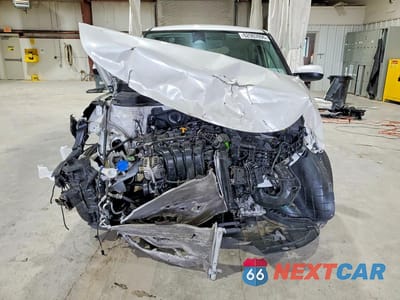 Piąte zdjęcie samochodu w środku: 2024 KIA SOUL LX VIN:KNDJ23AU0R7235925 - miniatura