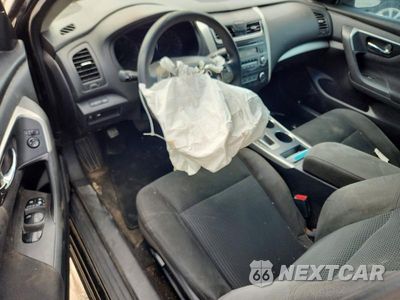Zdjęcie 8 z 12 samochodu: 2015 NISSAN ALTIMA 2.5 S VIN:1N4AL3AP2FN353530 - miniatura