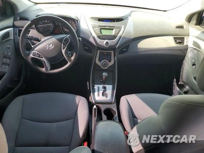 Zdjęcie 8 z 13 samochodu: 2012 HYUNDAI ELANTRA GLS VIN:5NPDH4AE8CH072146 - miniatura