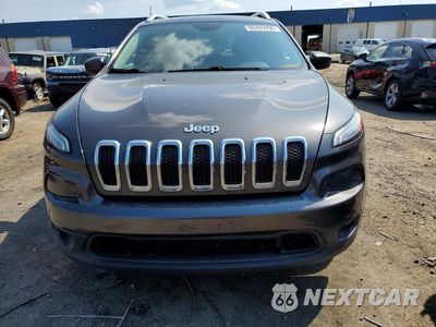 Piąte zdjęcie samochodu w środku: 2016 JEEP CHEROKEE LATITUDE VIN:1C4PJMCB8GW306452 - miniatura