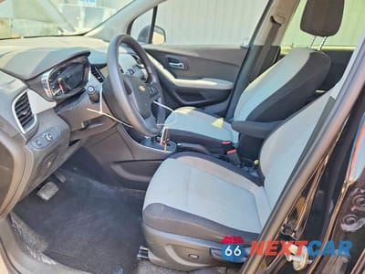 Zdjęcie 7 z 14 samochodu: 2018 CHEVROLET TRAX LS VIN:3GNCJKSB8JL374629 - miniatura