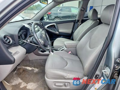 Zdjęcie 7 z 13 samochodu: 2008 TOYOTA RAV4 LIMITED VIN:JTMBD31V286076076 - miniatura