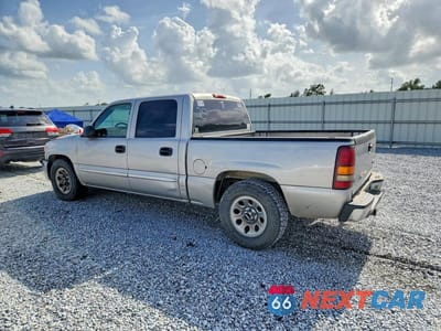 Drugie zdjęcie samochodu z przodu: 2007 GMC NEW SIERRA C1500 CLASSIC VIN:2GTEC13V071126464 - miniatura