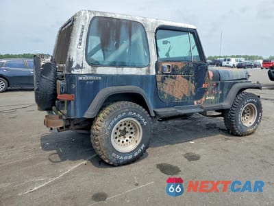 Trzecie zdjęcie samochodu z tyłu: 1989 JEEP WRANGLER / YJ VIN:2J4FY29T1KJ139194 - miniatura