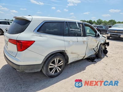 Trzecie zdjęcie samochodu z tyłu: 2016 HONDA PILOT EXL VIN:5FNYF5H81GB022240 - miniatura