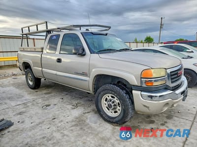 Czwarte zdjęcie samochodu z boku: 2005 GMC SIERRA K2500 HEAVY DUTY VIN:1GTHK29205E140119 - miniatura